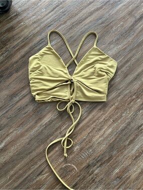 Luna B Green Crop Top